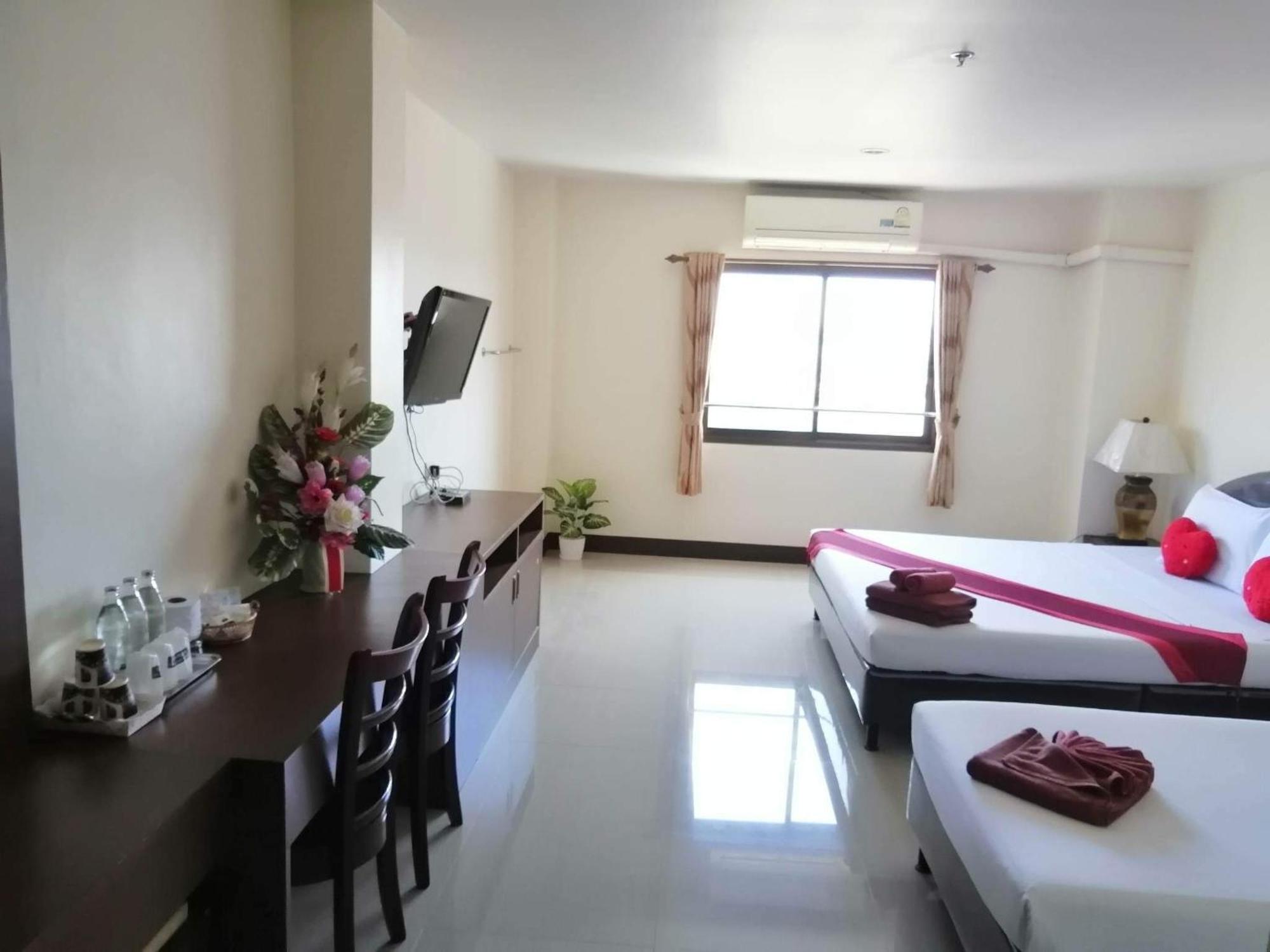 Pearl Place Hotel Hat Yai Exterior photo