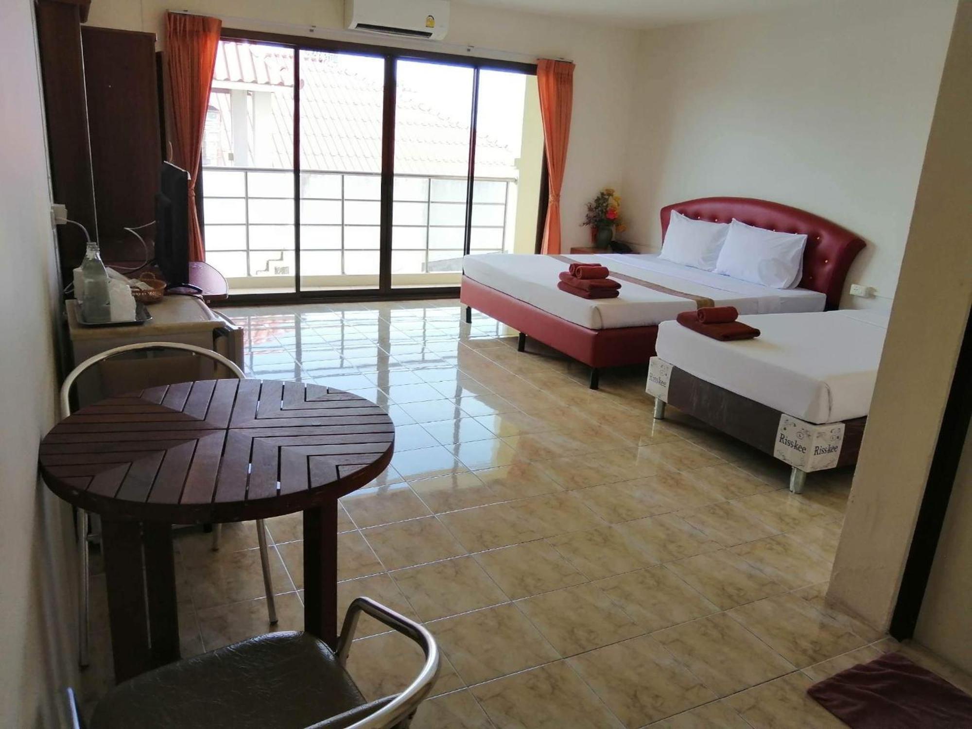 Pearl Place Hotel Hat Yai Exterior photo